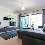 Rocha Prime 50m From With Garage شقة *