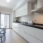 Rocha Prime 50m From With Garage شقة *