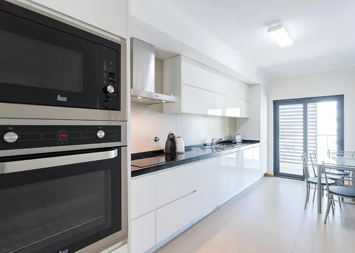 Rocha Prime 50m From With Garage Apartment Portimao