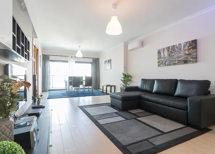 Rocha Prime 50m From With Garage Apartament Portimão