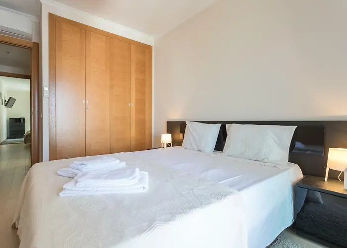 Rocha Prime 50m From With Garage * Portimão