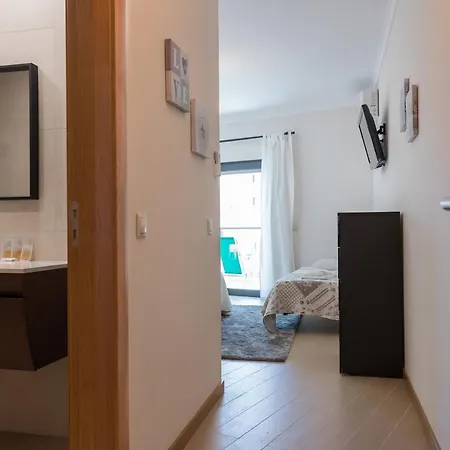 Апартаменты Rocha Prime 50m From With Garage