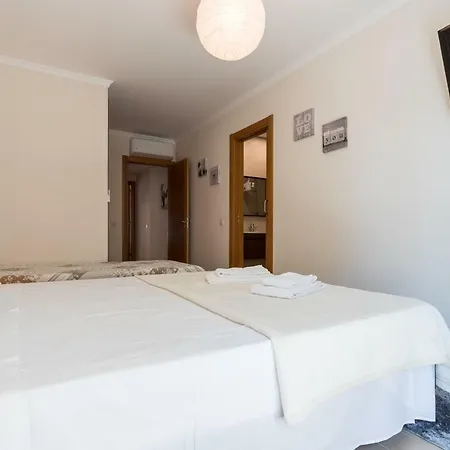 Rocha Prime 50m From With Garage Апартаменты